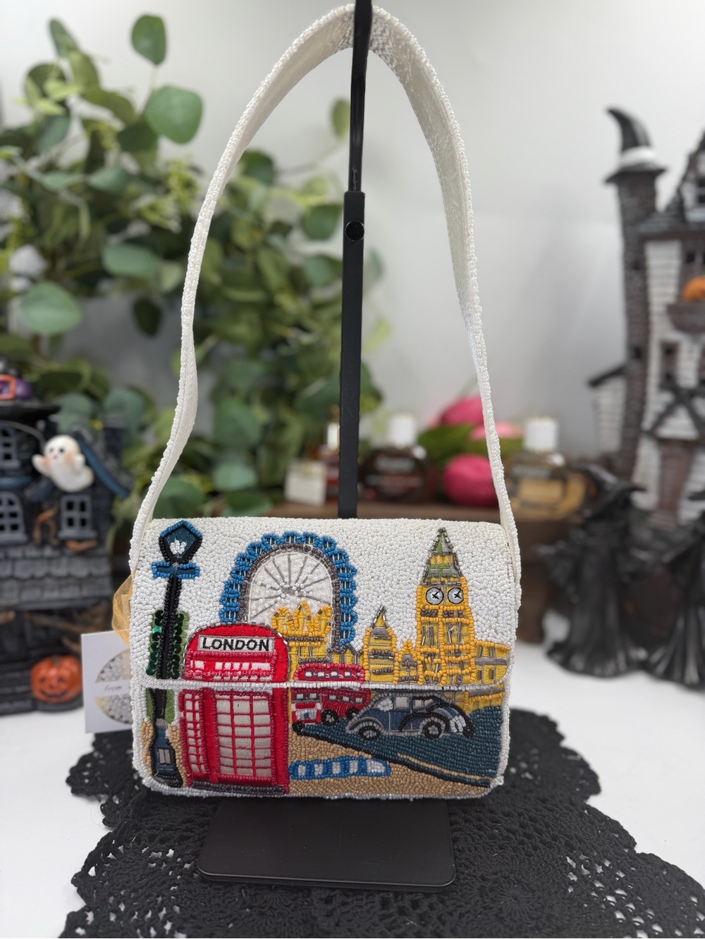 FIRM PRICE viral from india to you london beaded shoulder bag big ben red bus